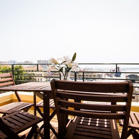 Holidays2Malaga Terraza & Junto Puerto Deportivo ภายนอก รูปภาพ