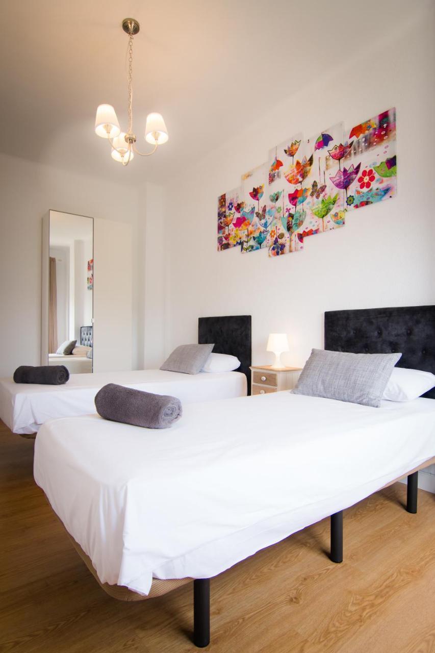 Holidays2Malaga Terraza & Junto Puerto Deportivo ภายนอก รูปภาพ